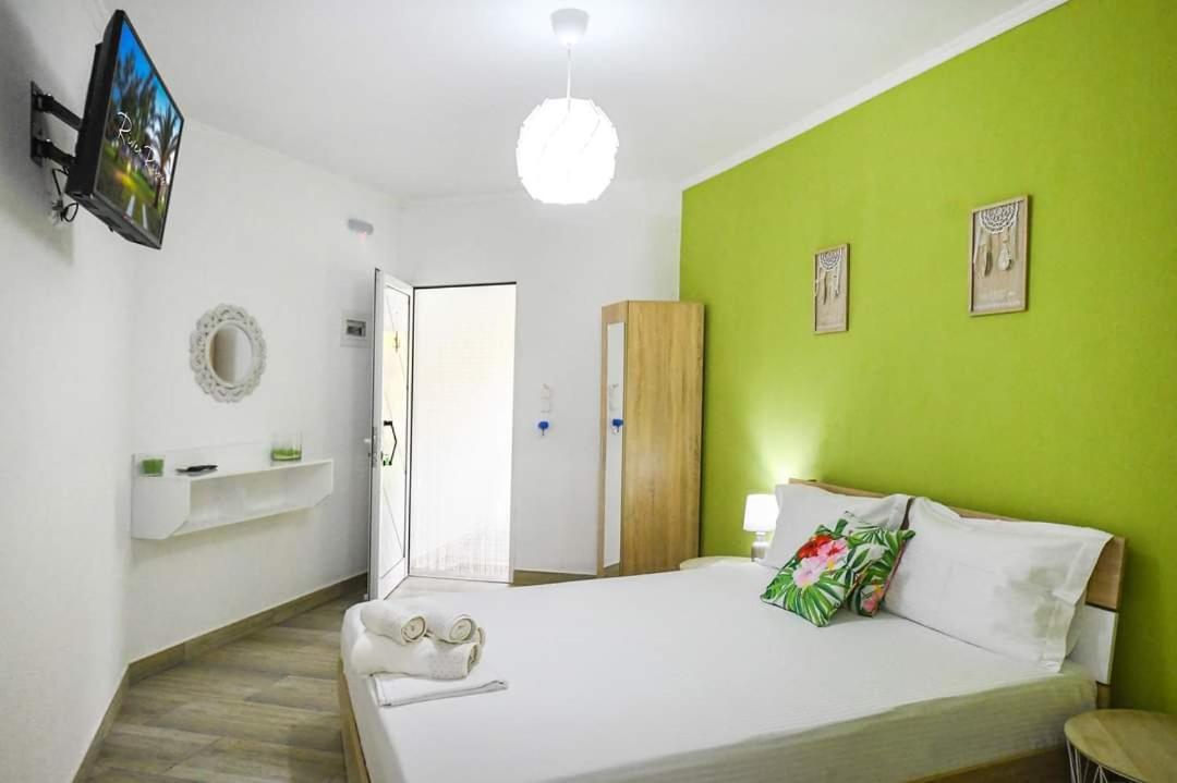 River Rooms Kriaritsi Skala Sikias Rum bild